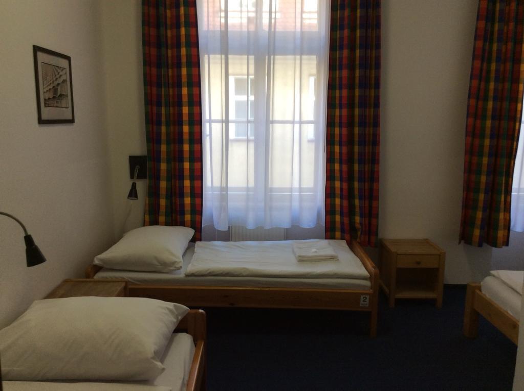 Travellers Hostel Praha Room photo